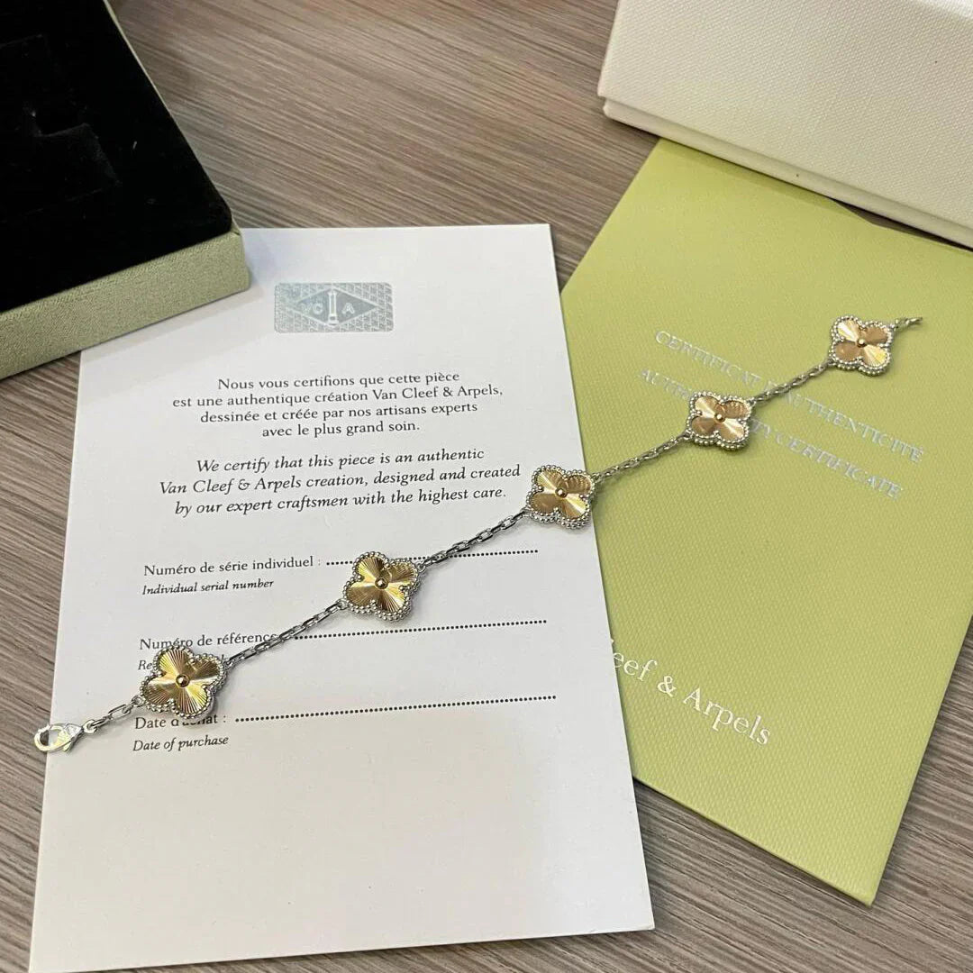 [Pearl Jewelrys]CLOVER 5 MOTIFS CHRISTMAS LIMITED EDITION BRACELET