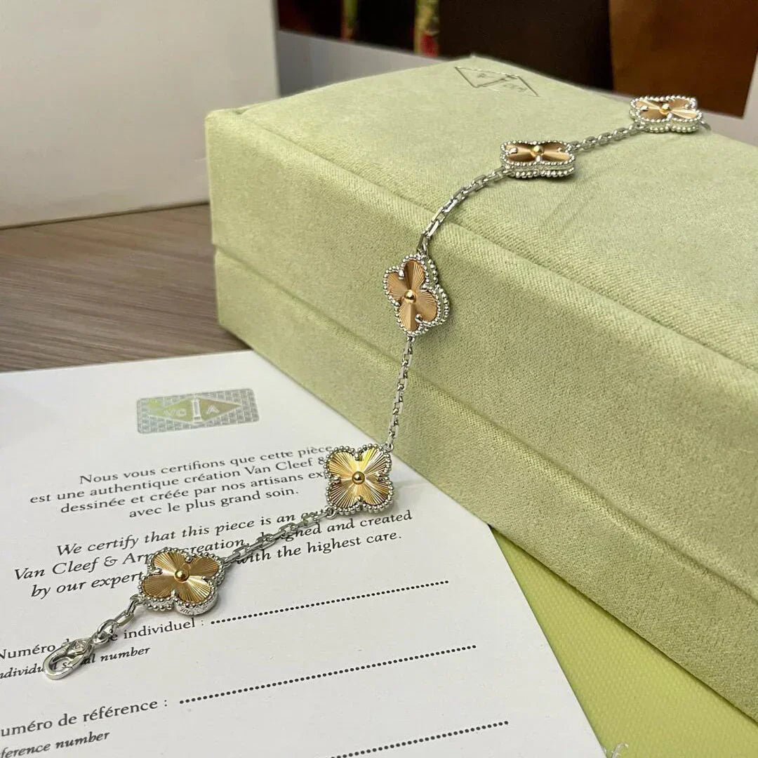 [Pearl Jewelrys]CLOVER 5 MOTIFS CHRISTMAS LIMITED EDITION BRACELET