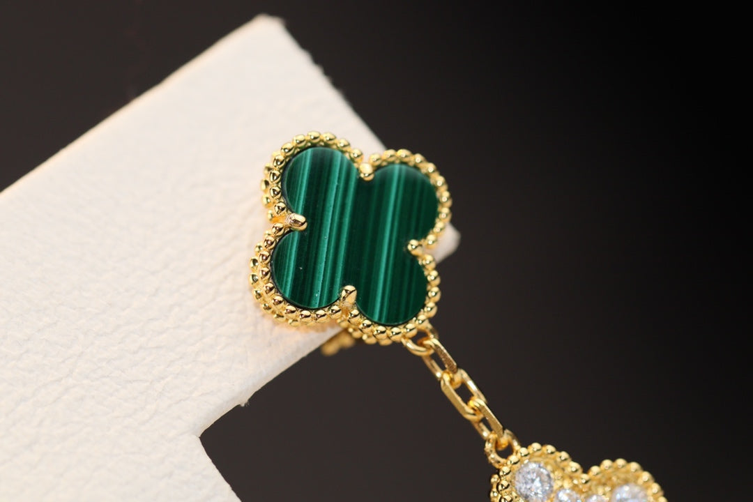 [Pearl Jewelrys]CLOVER EARRINGS GOLD MALACHITE DIAMOND 3 MOTIF