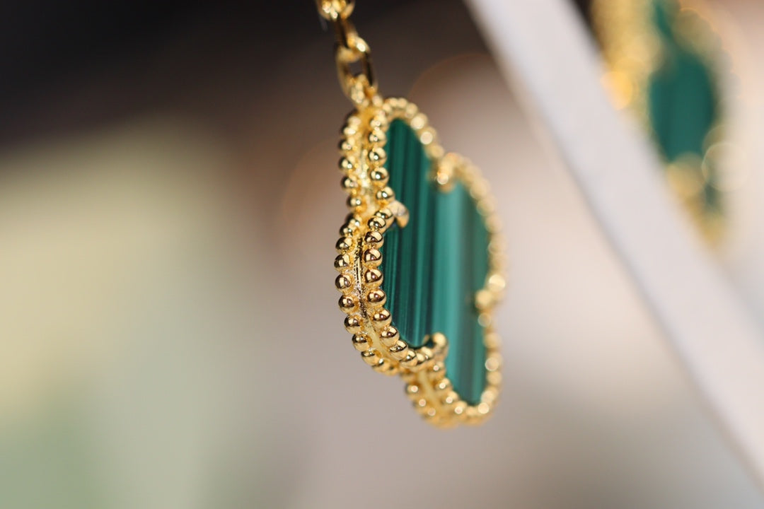 [Pearl Jewelrys]CLOVER EARRINGS GOLD MALACHITE DIAMOND 3 MOTIF