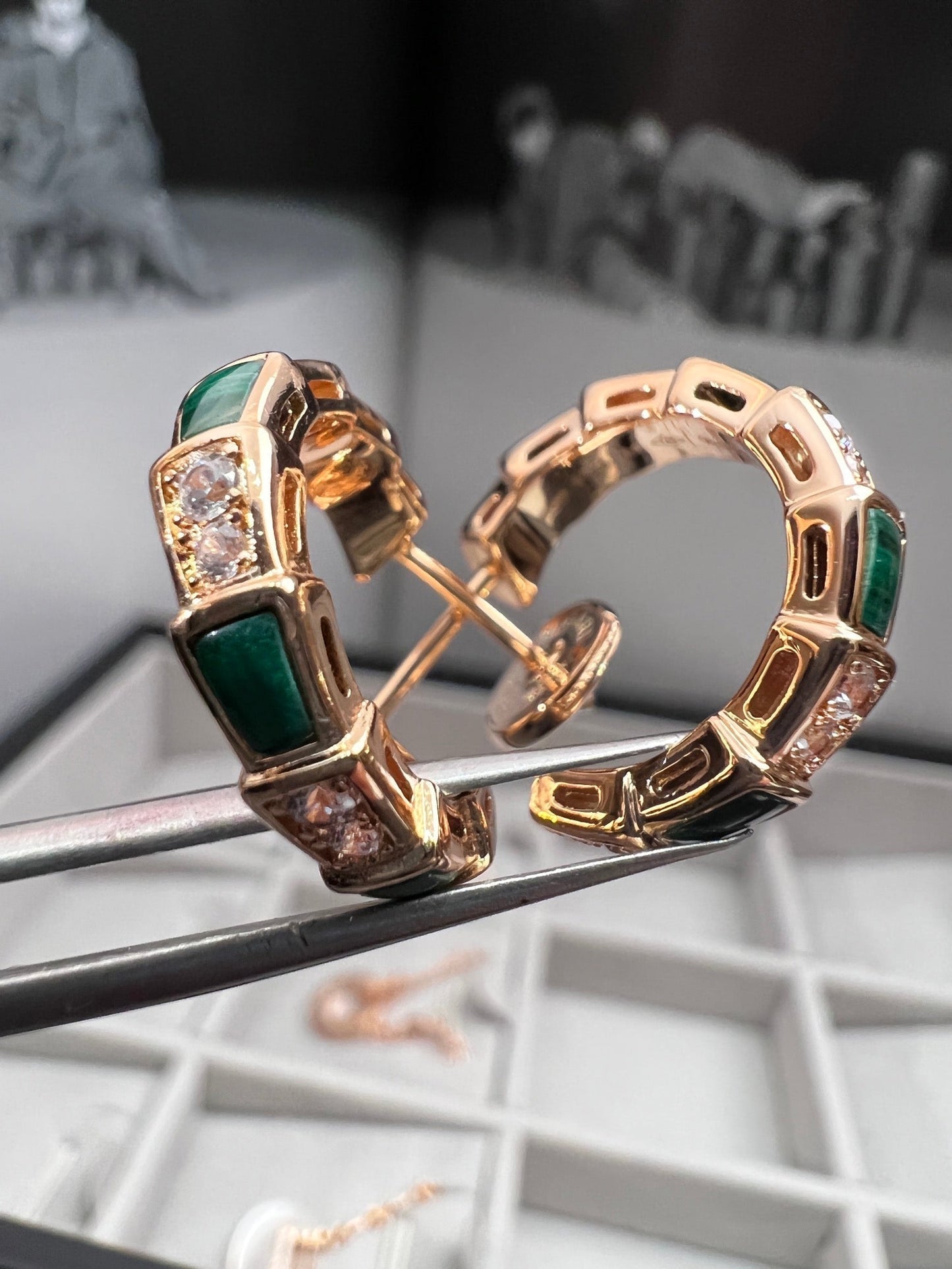 [Pearl Jewelrys]SERPENTI MALACHITE PINK GOLD EARRINGS