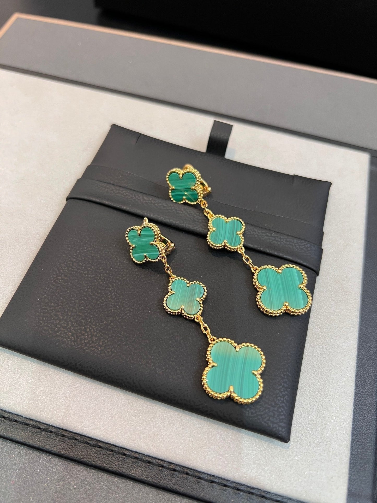 [Pearl Jewelrys]CLOVER MALACHITE 3 MOTIFS GOLD