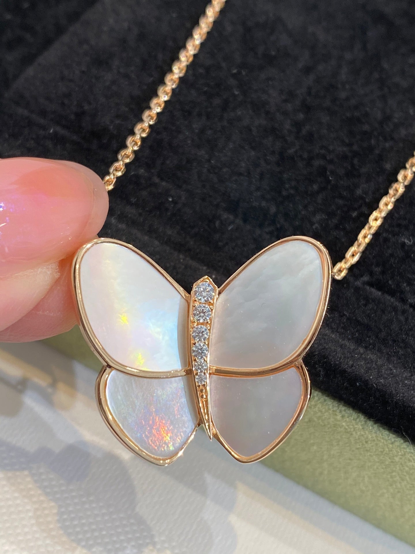 [Pearl Jewelrys]BUTTERFLY GOLD MOP DIAMOND NECKLACE