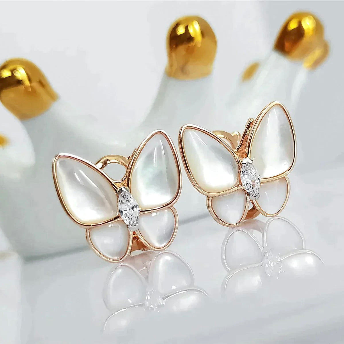 [Pearl Jewelrys]BUTTERFLY MOP DIAMOND EARRINGS