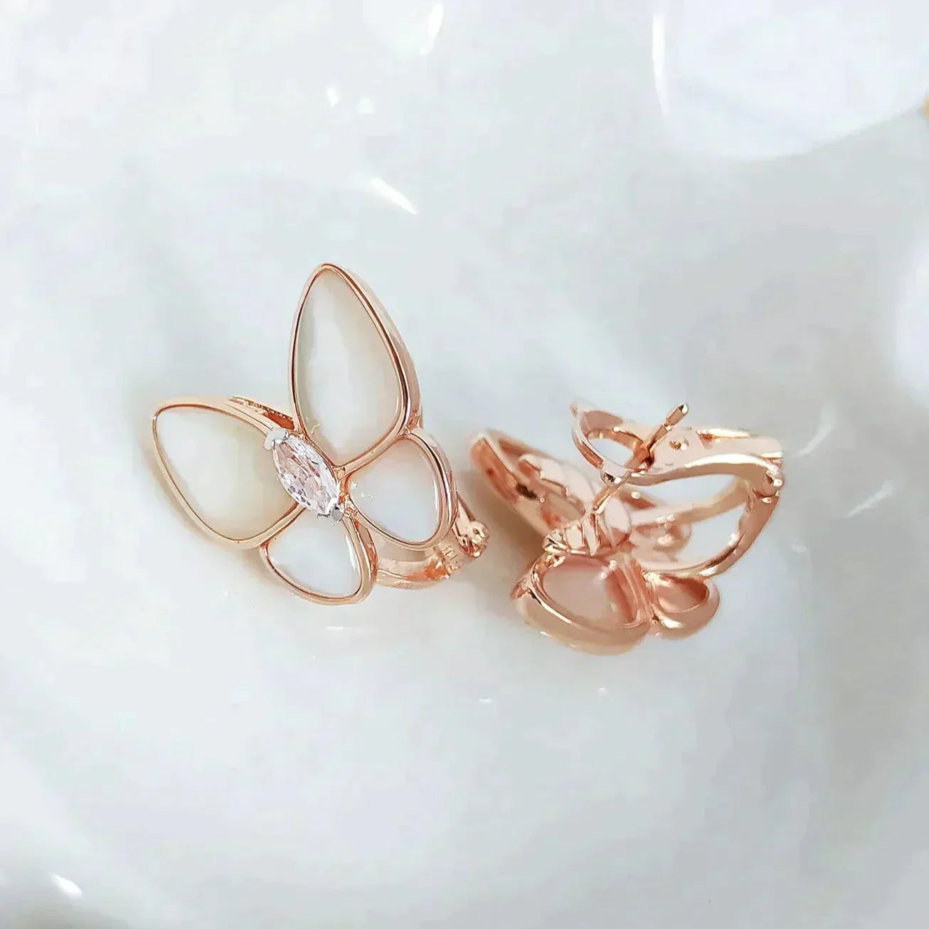 [Pearl Jewelrys]BUTTERFLY MOP DIAMOND EARRINGS