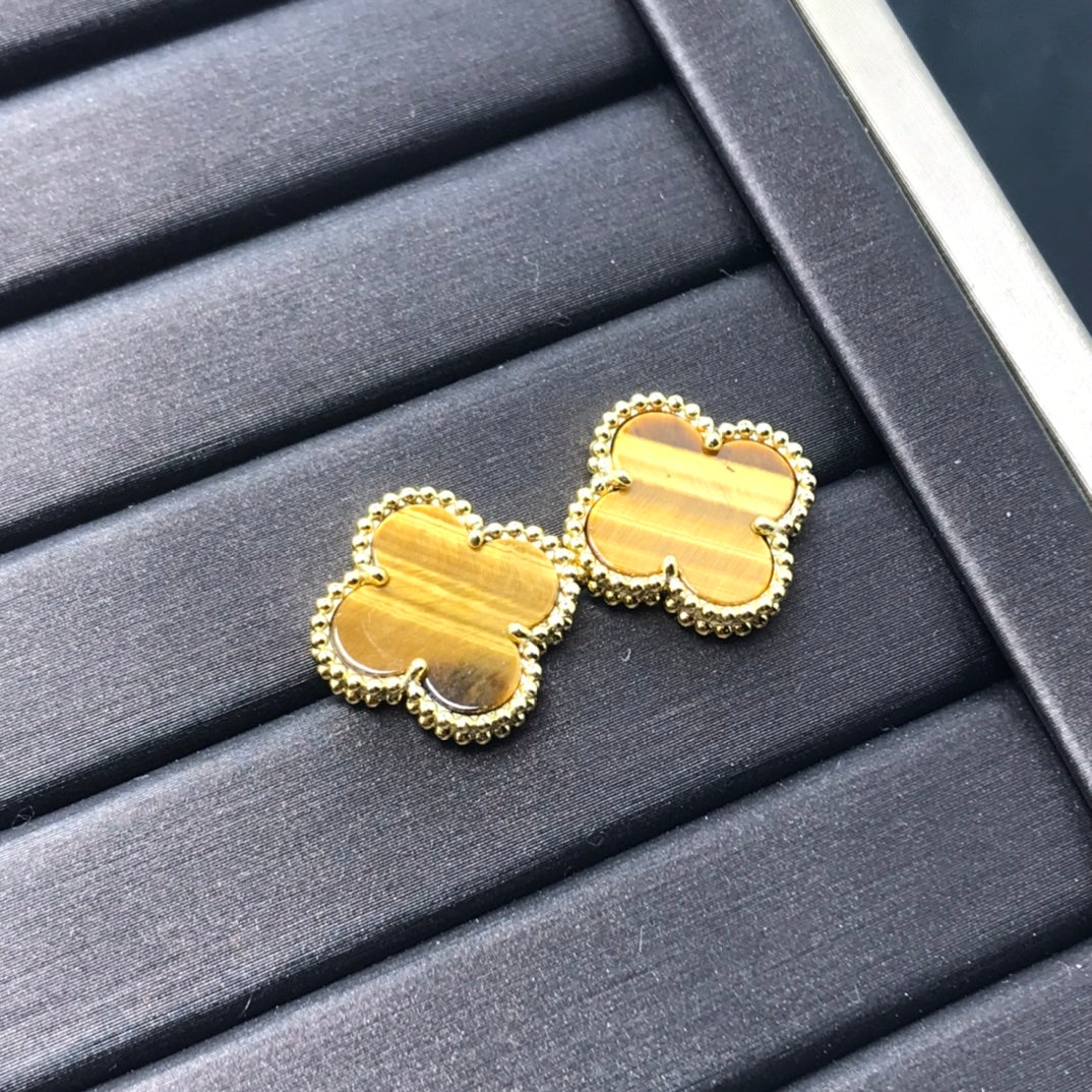 [Pearl Jewelrys]CLOVER MEDIUM 1 MOTIFS TIGER EYE EARRINGS