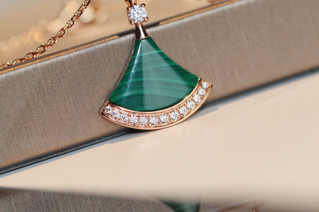 [Pearl Jewelrys]DREAM NECKLACE MALACHITE DIAMOND