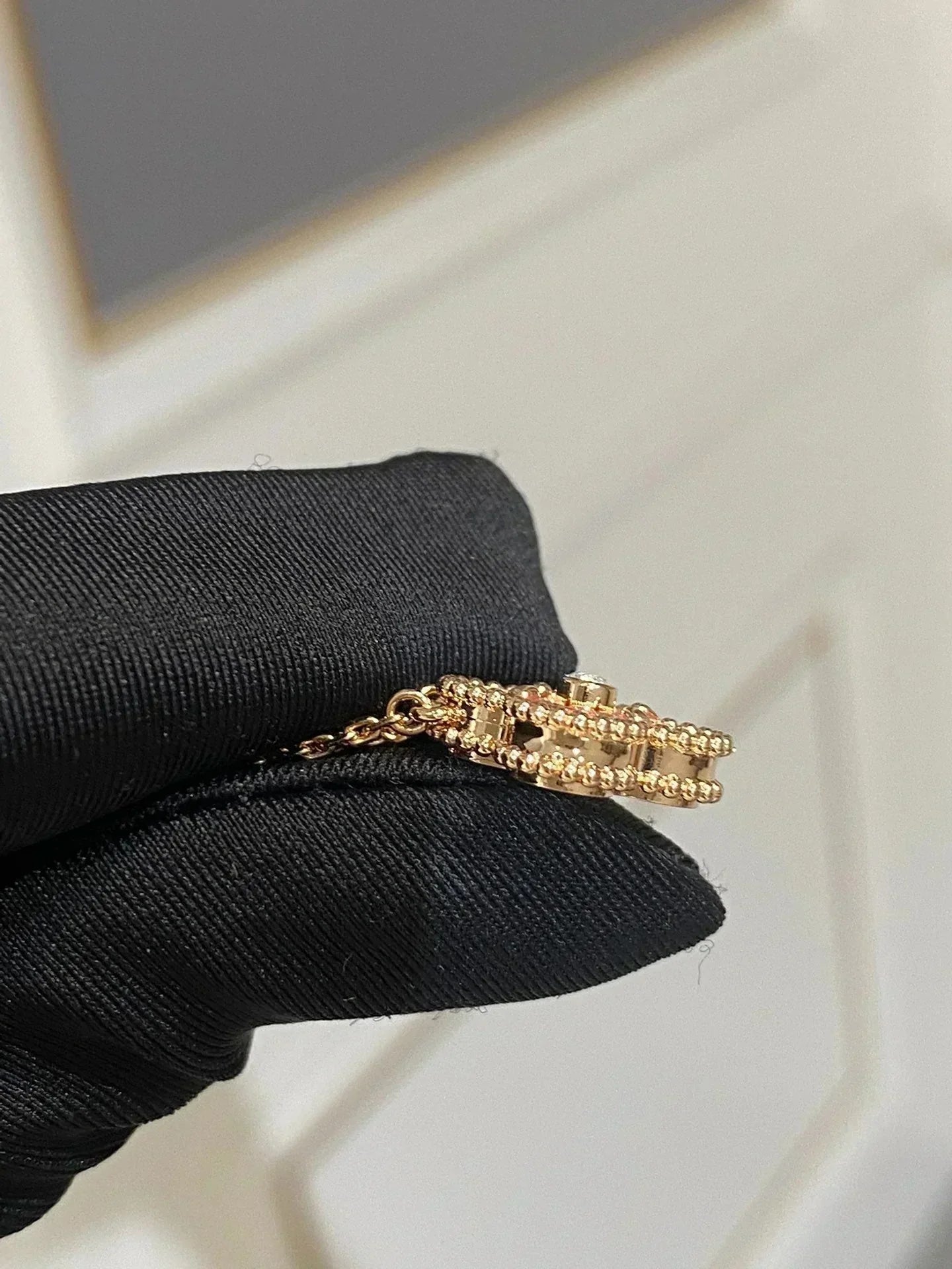 [Pearl Jewelrys]CLOVER 15MM DIAMOND RHODONITE NECKLACE