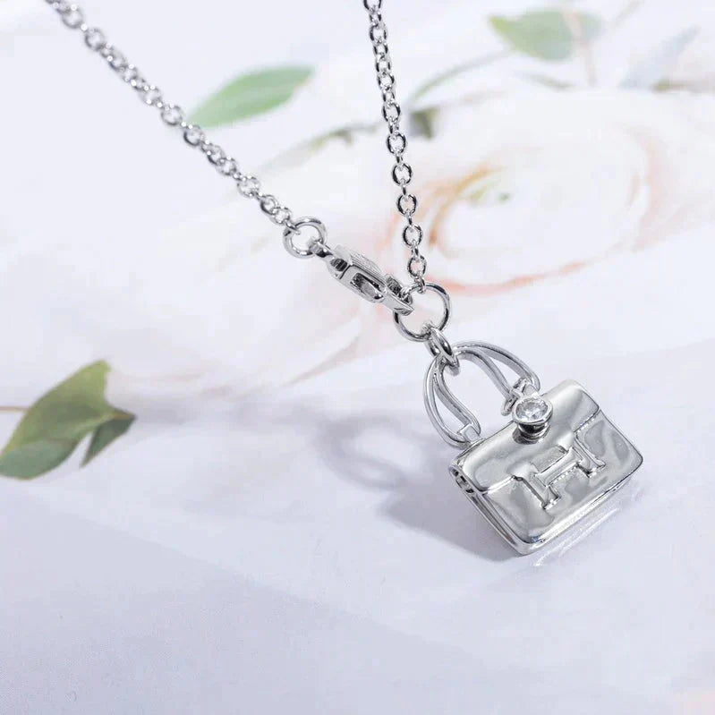 [Pearl Jewelrys]AMULETTE PEDANT SILVER NECKLACE