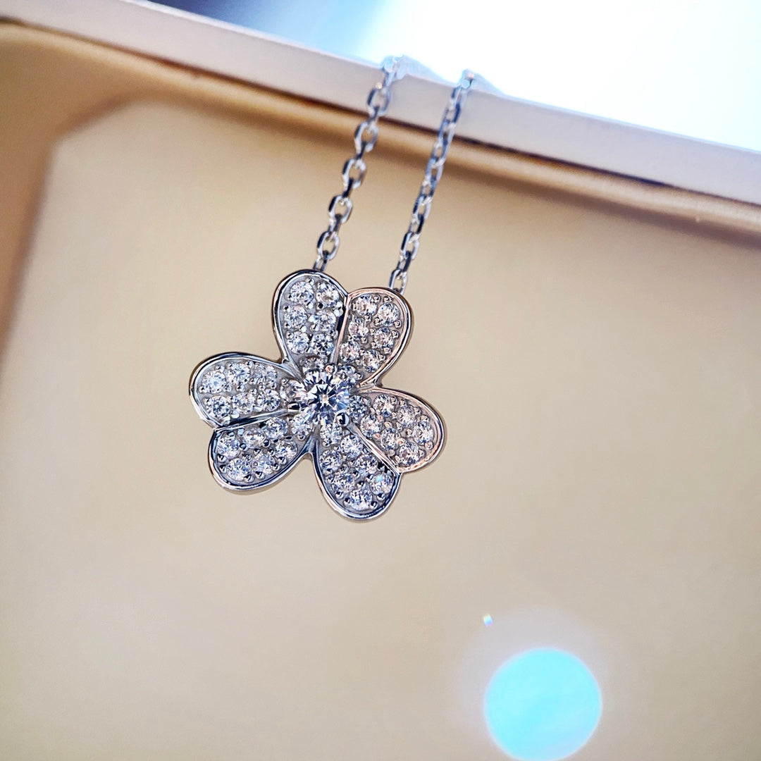 [Pearl Jewelrys]CLOVER DIAMOND NECKLACE SILVER