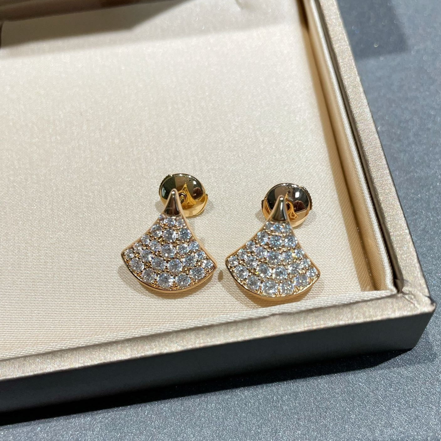 [Pearl Jewelrys]DREAM STUD EARRINGS DIAMOND