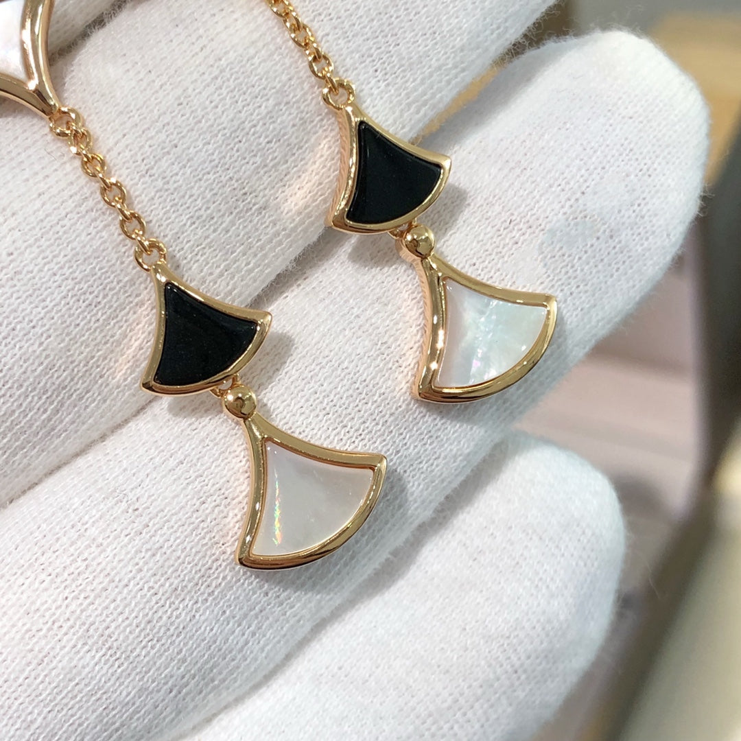 [Pearl Jewelrys]DREAM EARRINGS 3 MOTIFS ONYX MOP PINK GOLD