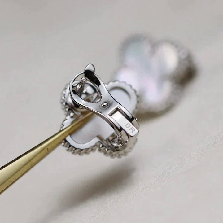 [Pearl Jewelrys]CLOVER MEDIUM 1 MOTIFS  WHITE MOP EARRINGS SILVER