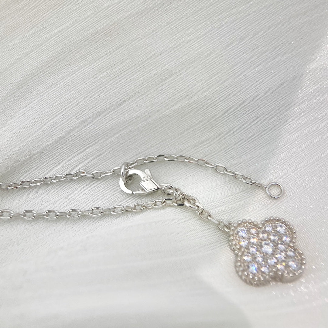 [Pearl Jewelrys]CLOVER 5 MOTIFS SILVER DIAMONDS NECKLACE
