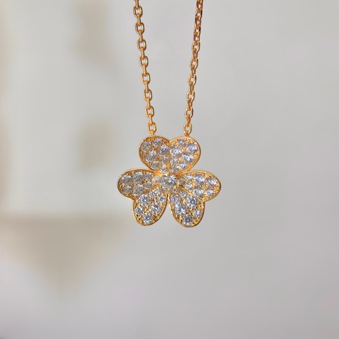 [Pearl Jewelrys]FLOWER DIAMOND NECKLACE