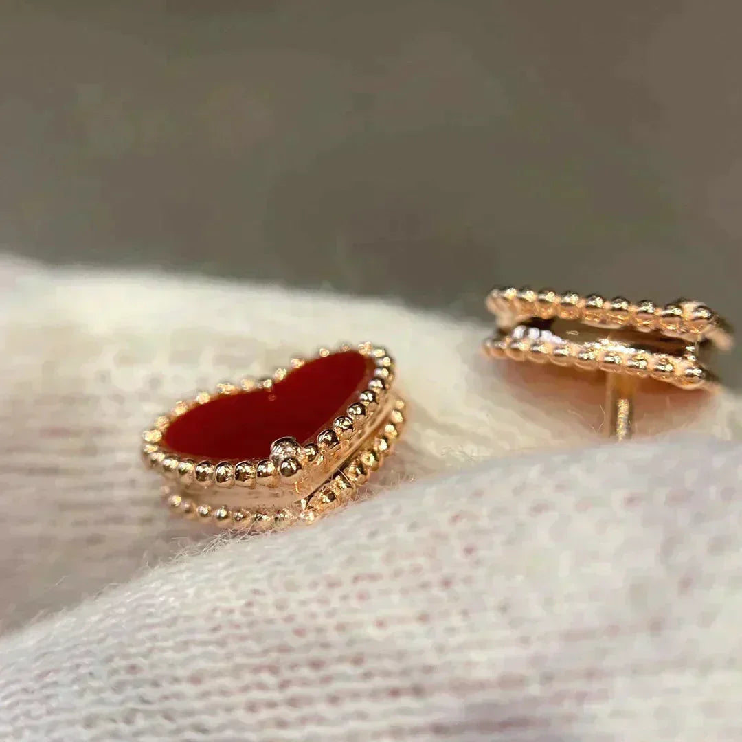[Pearl Jewelrys]HEART CARNELIAN STUD EARRINGS