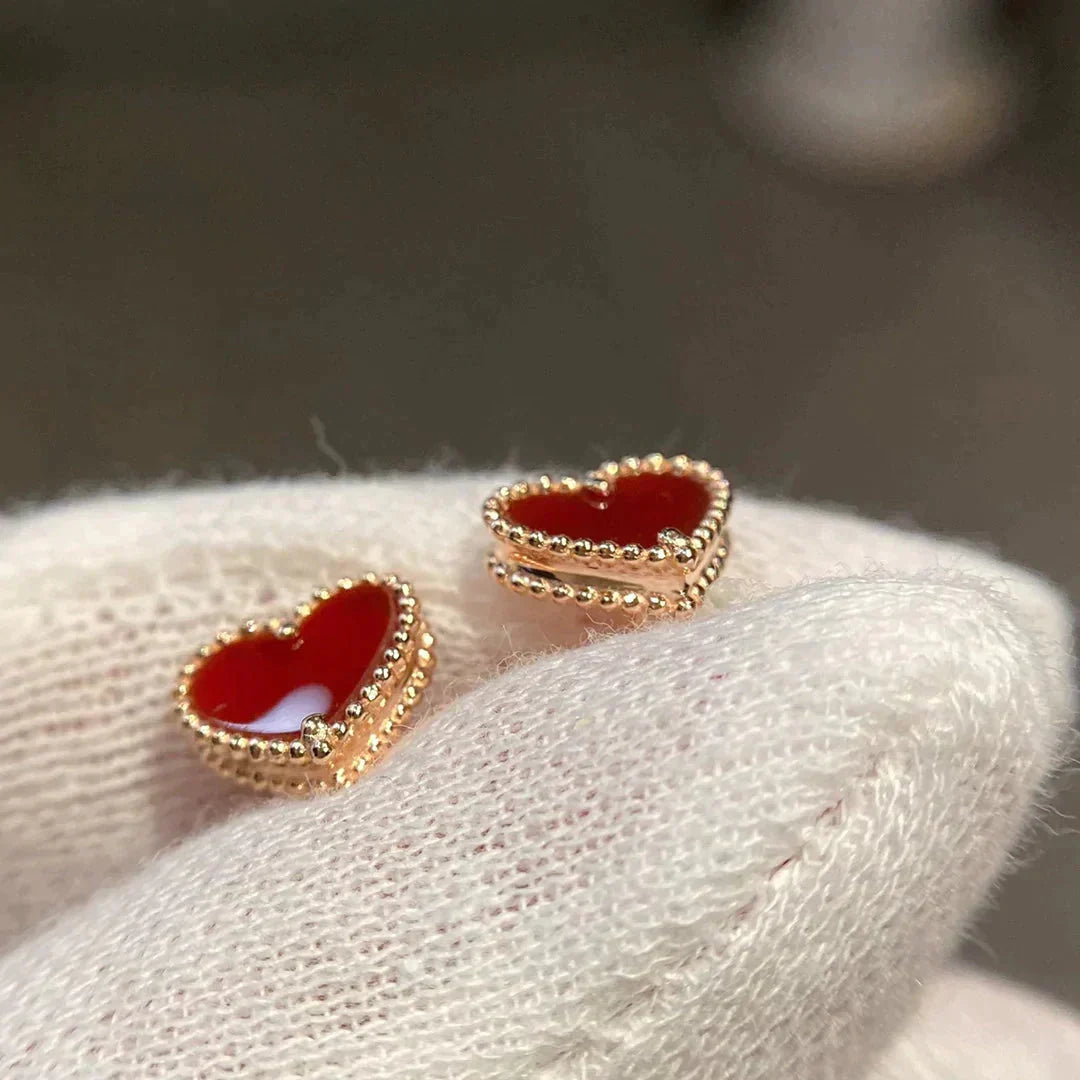 [Pearl Jewelrys]HEART CARNELIAN STUD EARRINGS