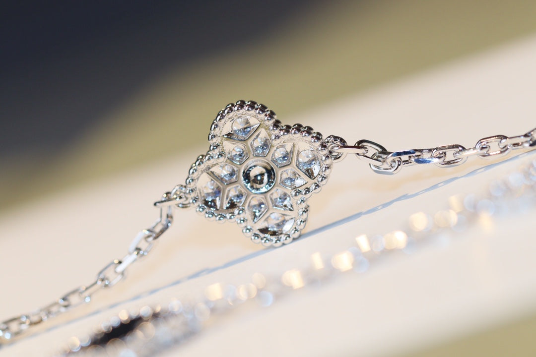 [Pearl Jewelrys]CLOVER 20 MOTIFS ONYX DIAMOND SILVER