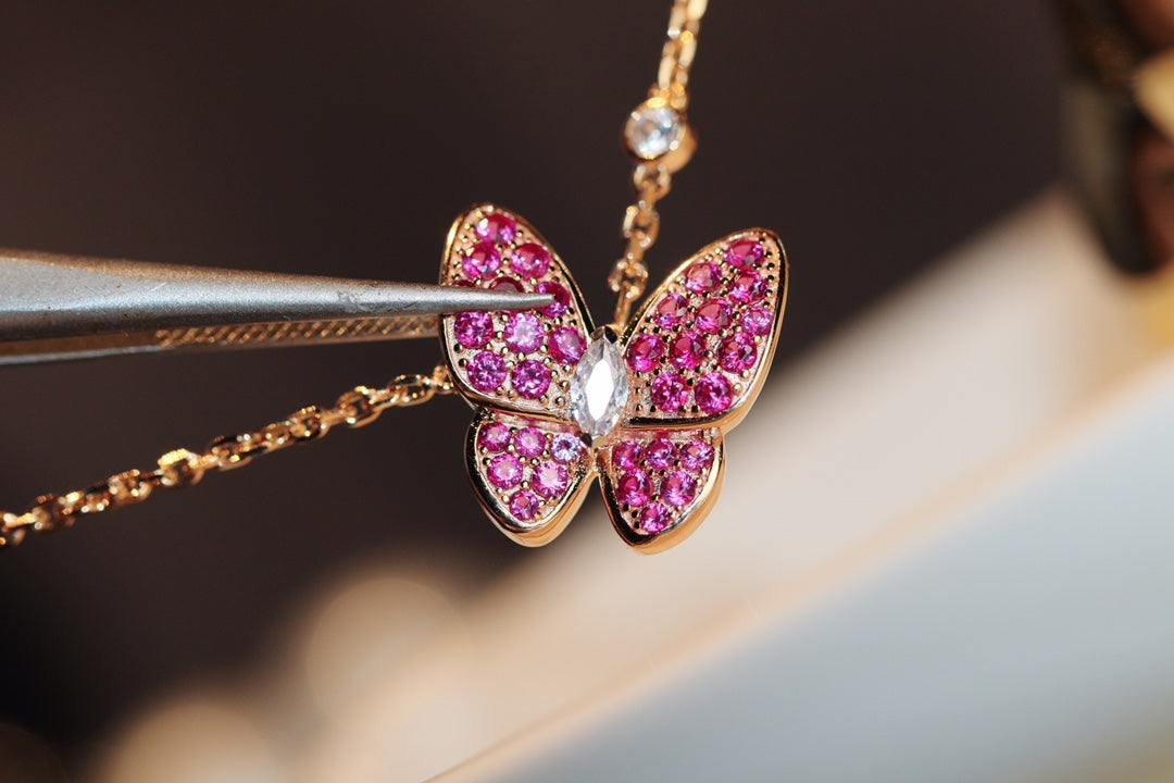 [Pearl Jewelrys]BUTTERFLY RED DIAMOND ROSE GOLD NECKLACE