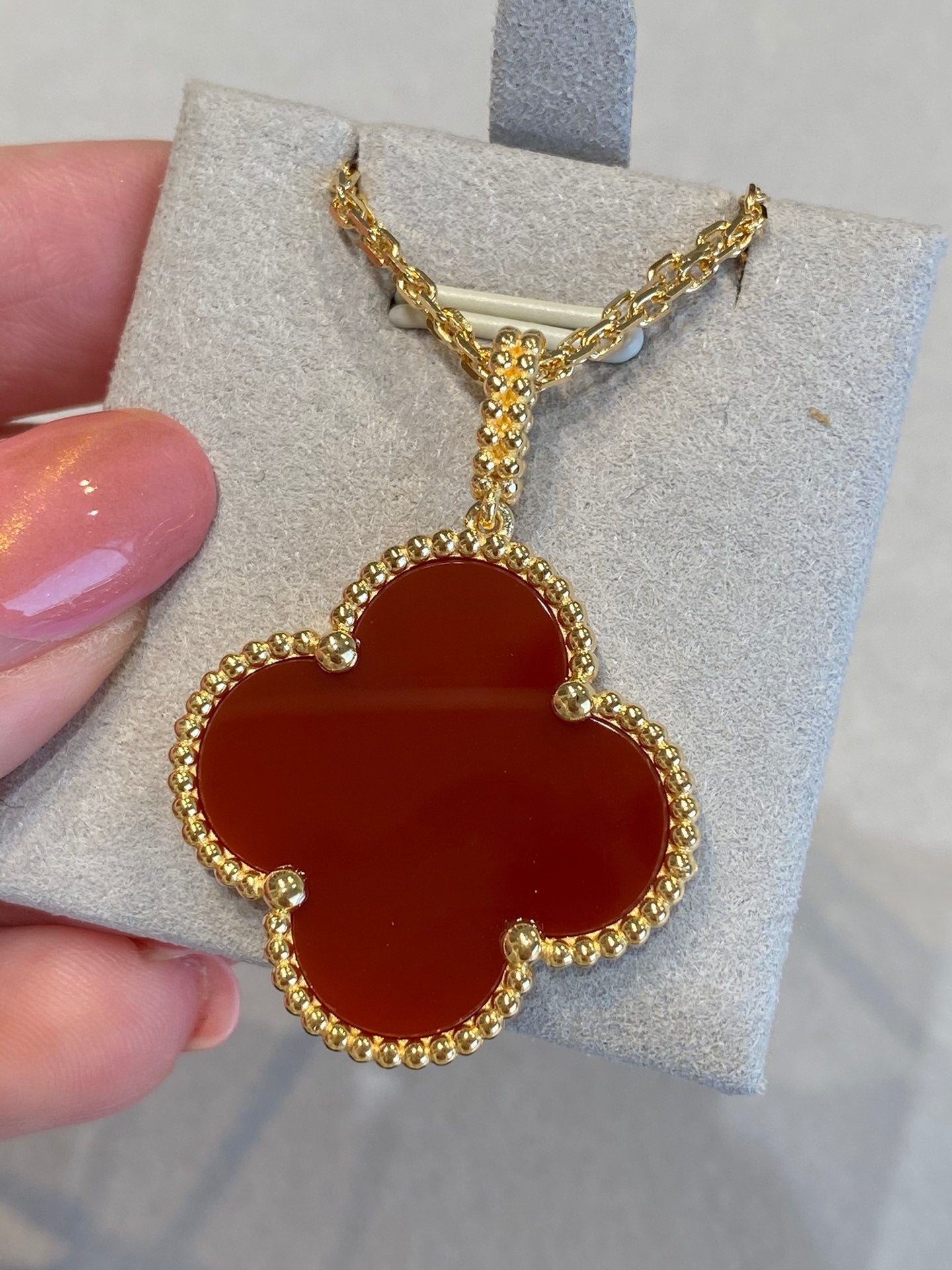 [Pearl Jewelrys]CLOVER 25MM NECKLACE GOLD CARNELIAN