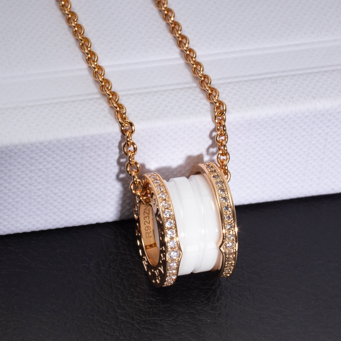 [Pearl Jewelrys]ZERO 1 WHITE CERAMIC PINK GOLD DIAMOND NECKLACE