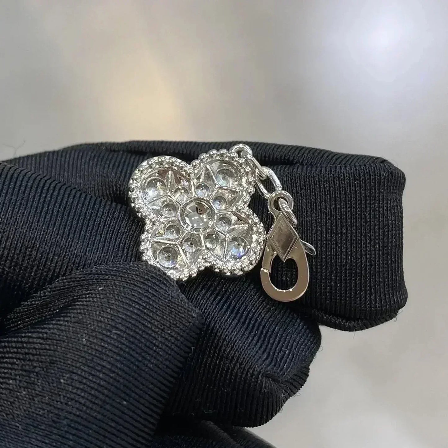 [Pearl Jewelrys]CLOVER 5 MOTIFS  DIAMOND BRACELET SILVER