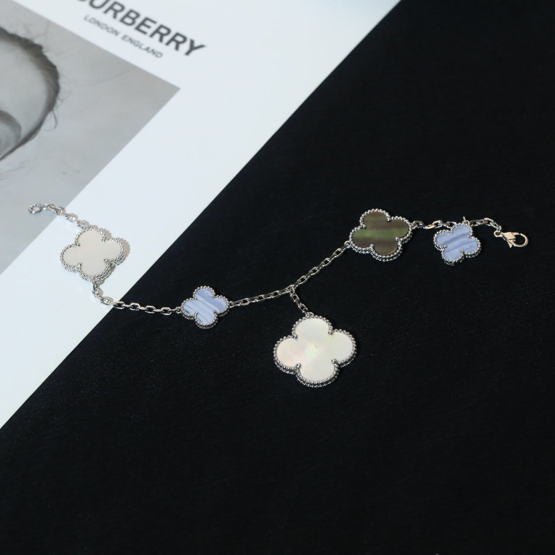 [Pearl Jewelrys]CLOVER BRACELET 5 MOTIFS MOP CHALCEDONY SILVER