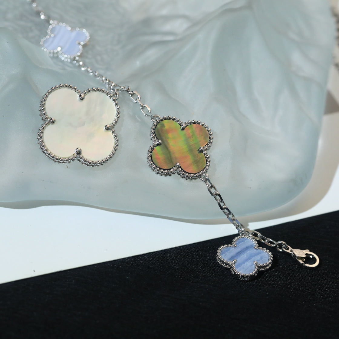 [Pearl Jewelrys]CLOVER BRACELET 5 MOTIFS MOP CHALCEDONY SILVER
