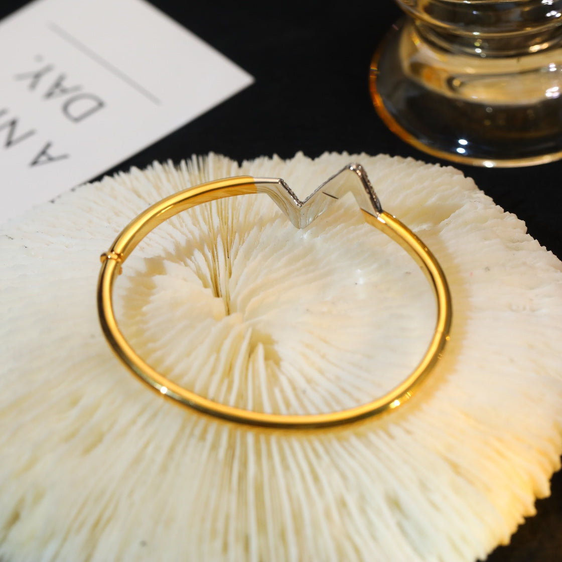 [Pearl Jewelrys]VOLTE UPSITE DOWN GOLD DIAMOND BRACELET