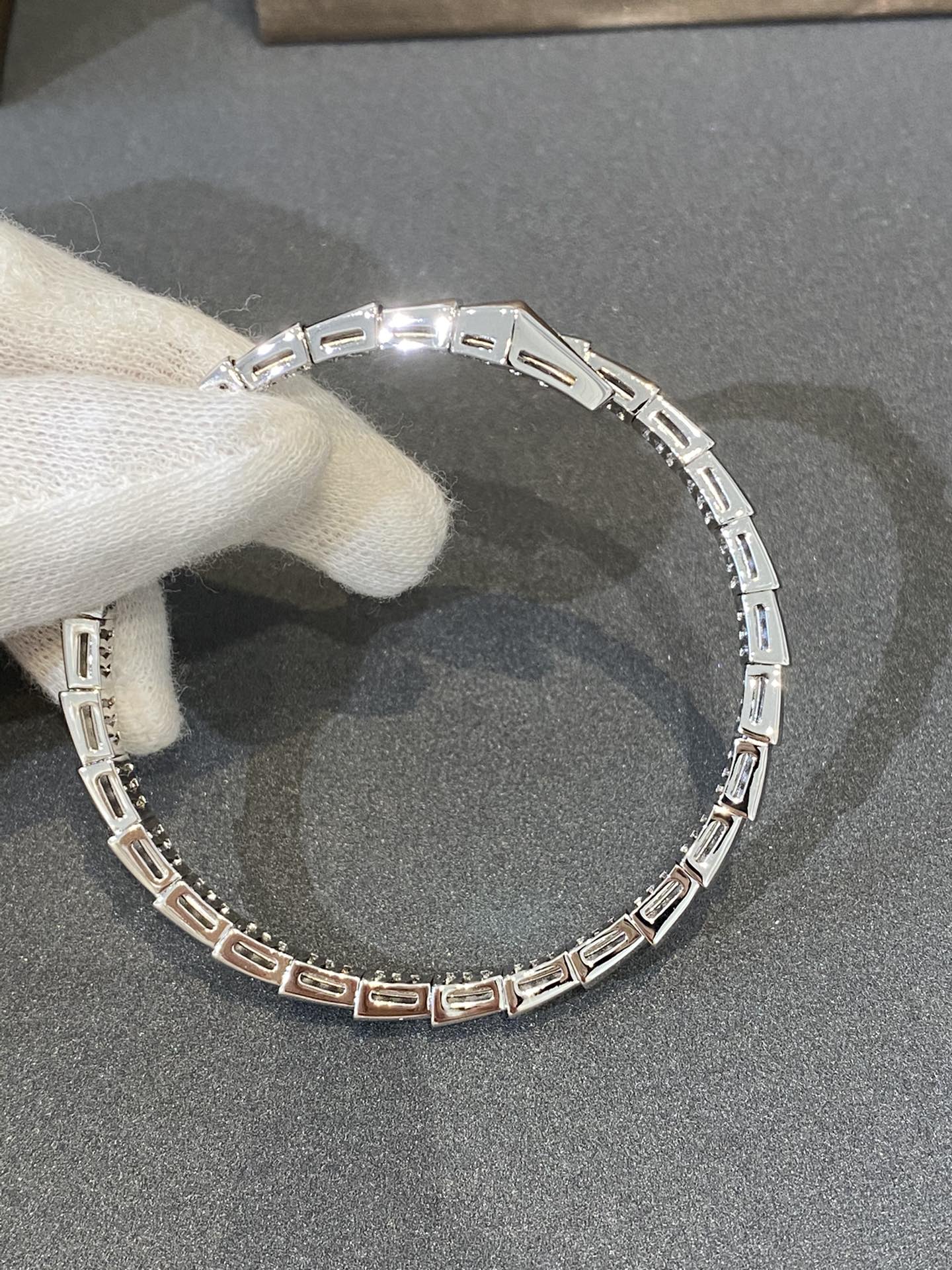 [Pearl Jewelrys]SERPENTI BRACELET DIAMONDS SILVER