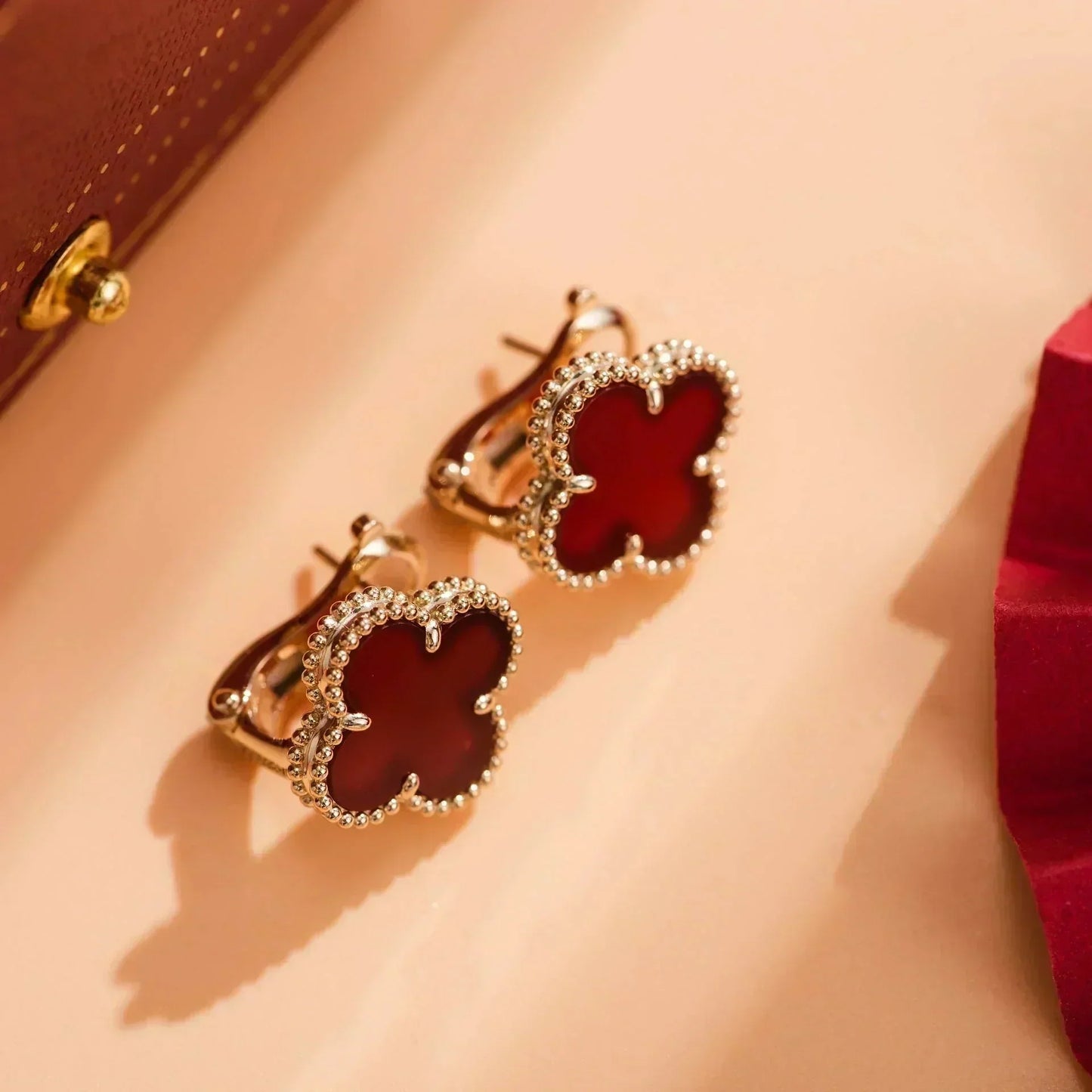 [Pearl Jewelrys]CLOVER MEDIUM 1 MOTIFS CARNELIAN  EARRINGS