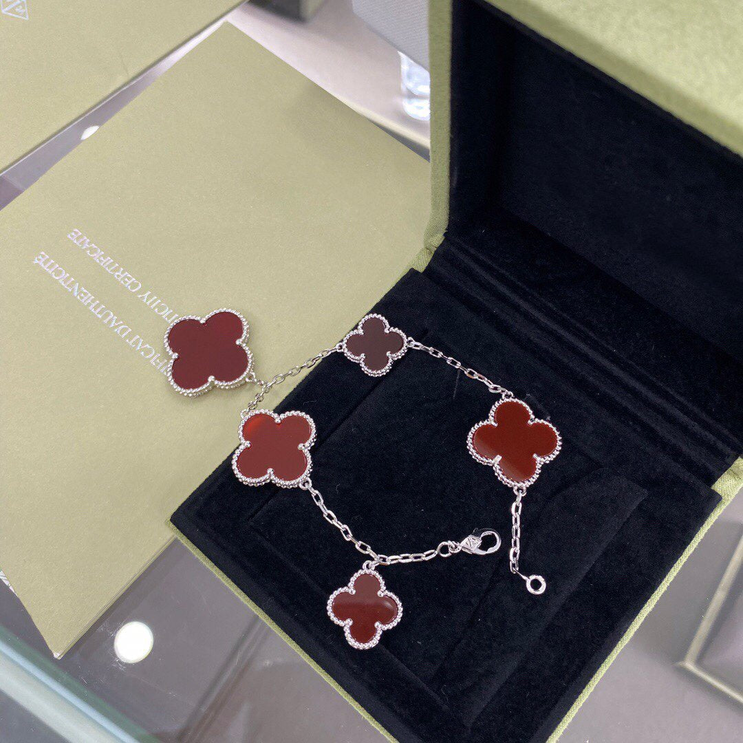 [Pearl Jewelrys]CLOVER 5 MOTIFS SIVLER CARNELIAN BRACELET