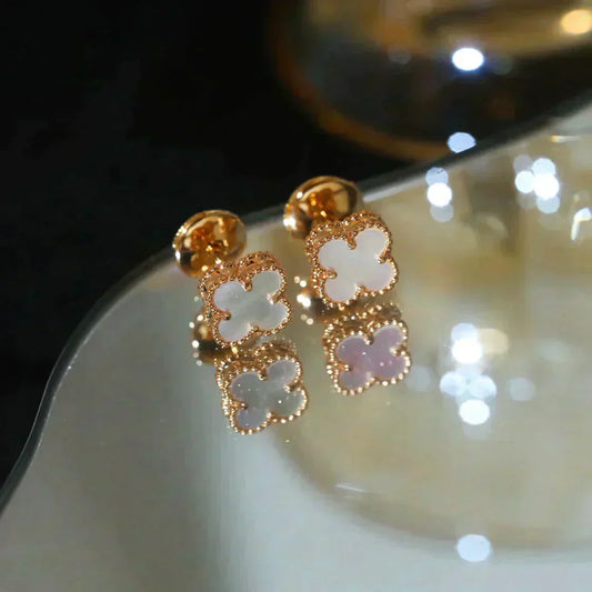 [Pearl Jewelrys]CLOVER MINI 9.5MM WHITE MOP EARRINGS