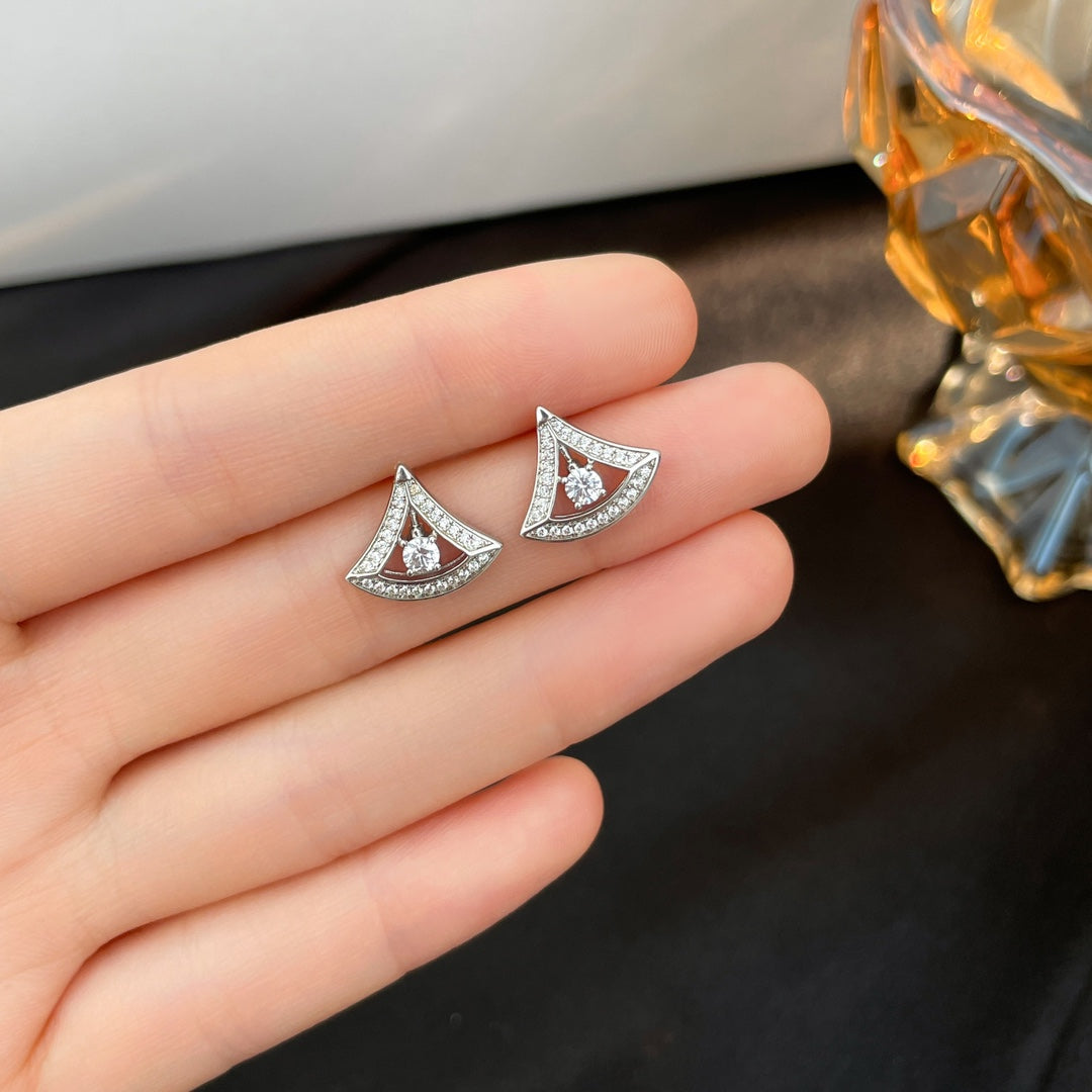 [Pearl Jewelrys]DREAM MINI DIAMOND STUD EARRINGS