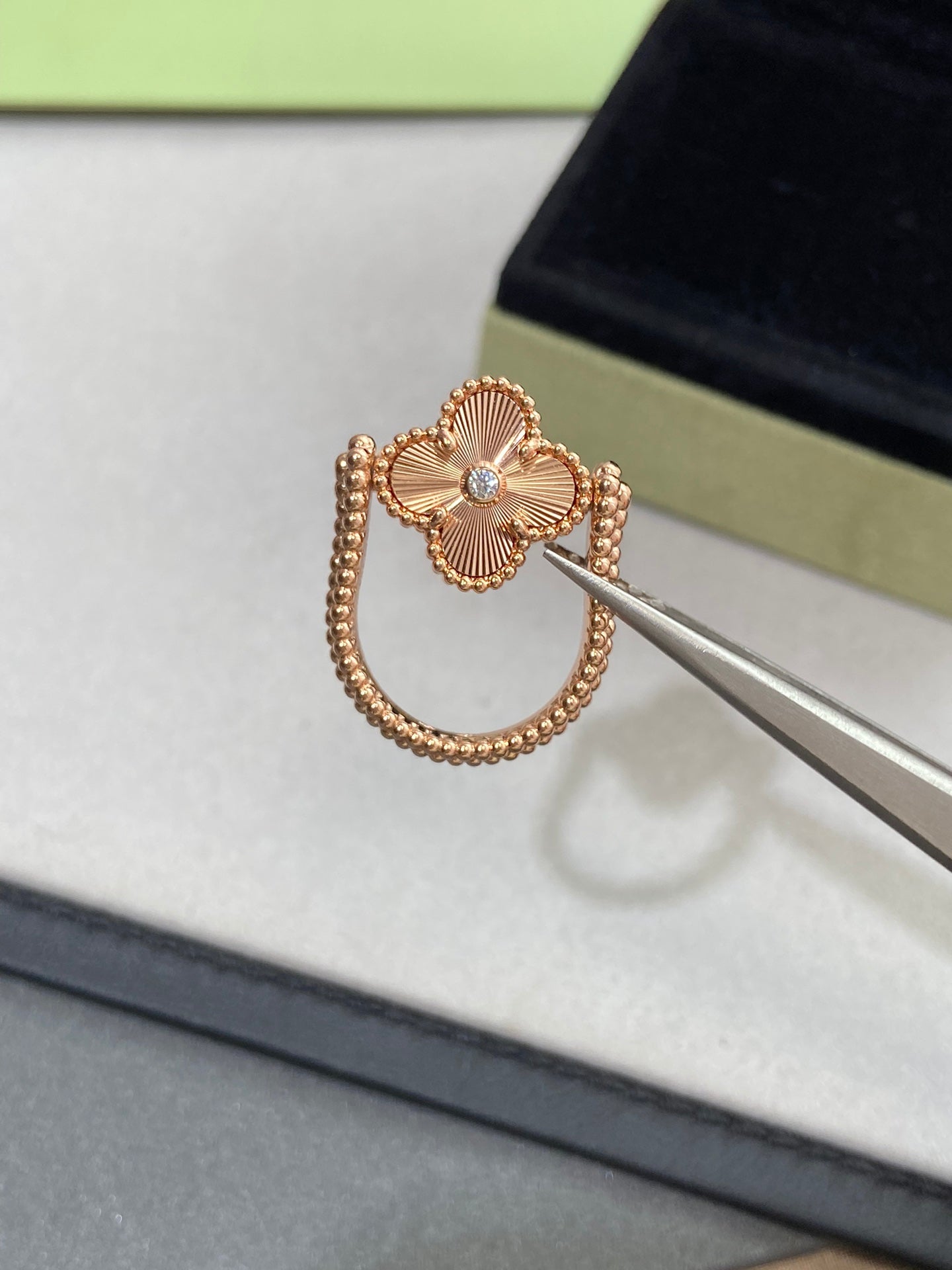 [Pearl Jewelrys]CLOVER RIVERSIBLE ROSE GOLD RING