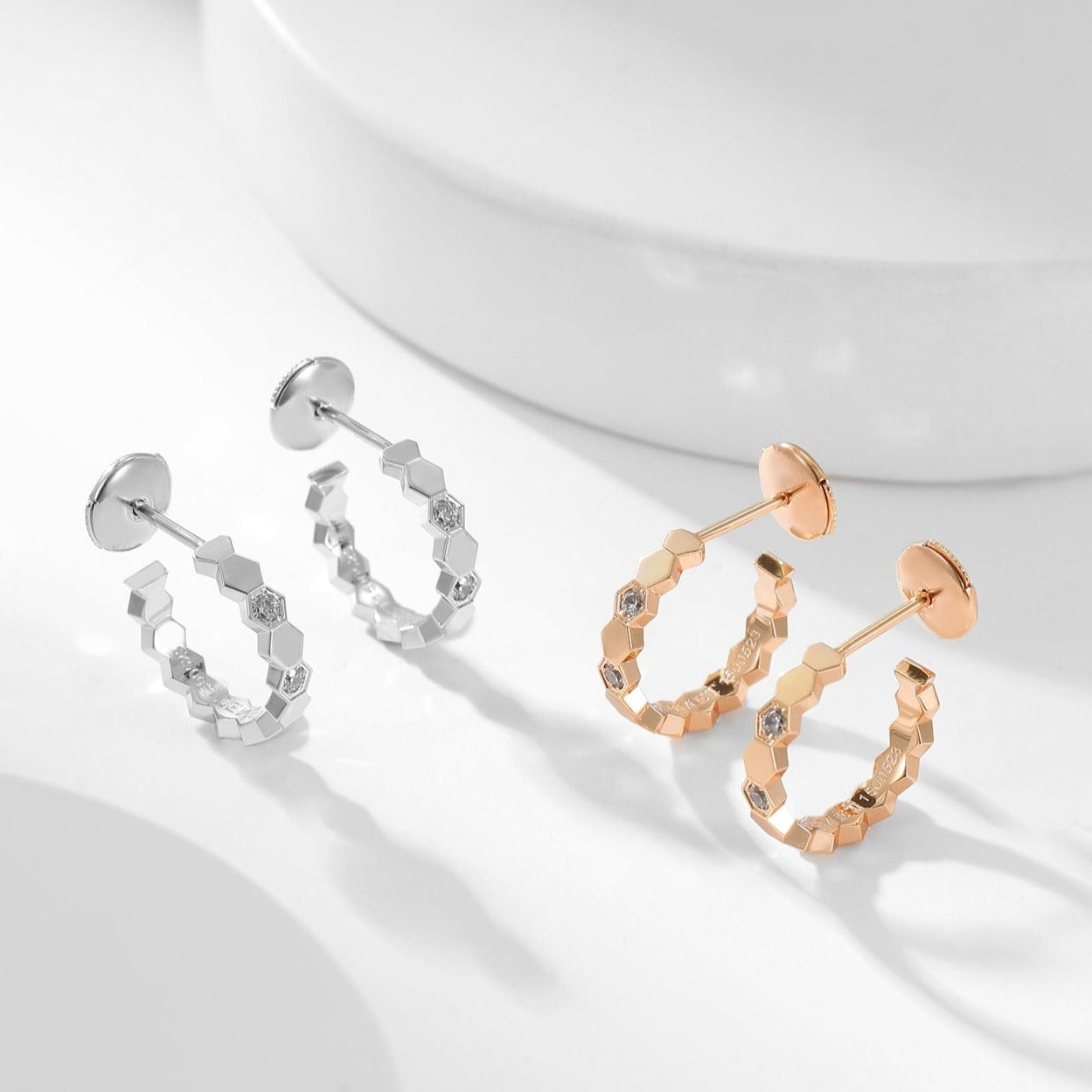 [Pearl Jewelrys]BEE LOVE DIAMOND HOOP EARRINGS