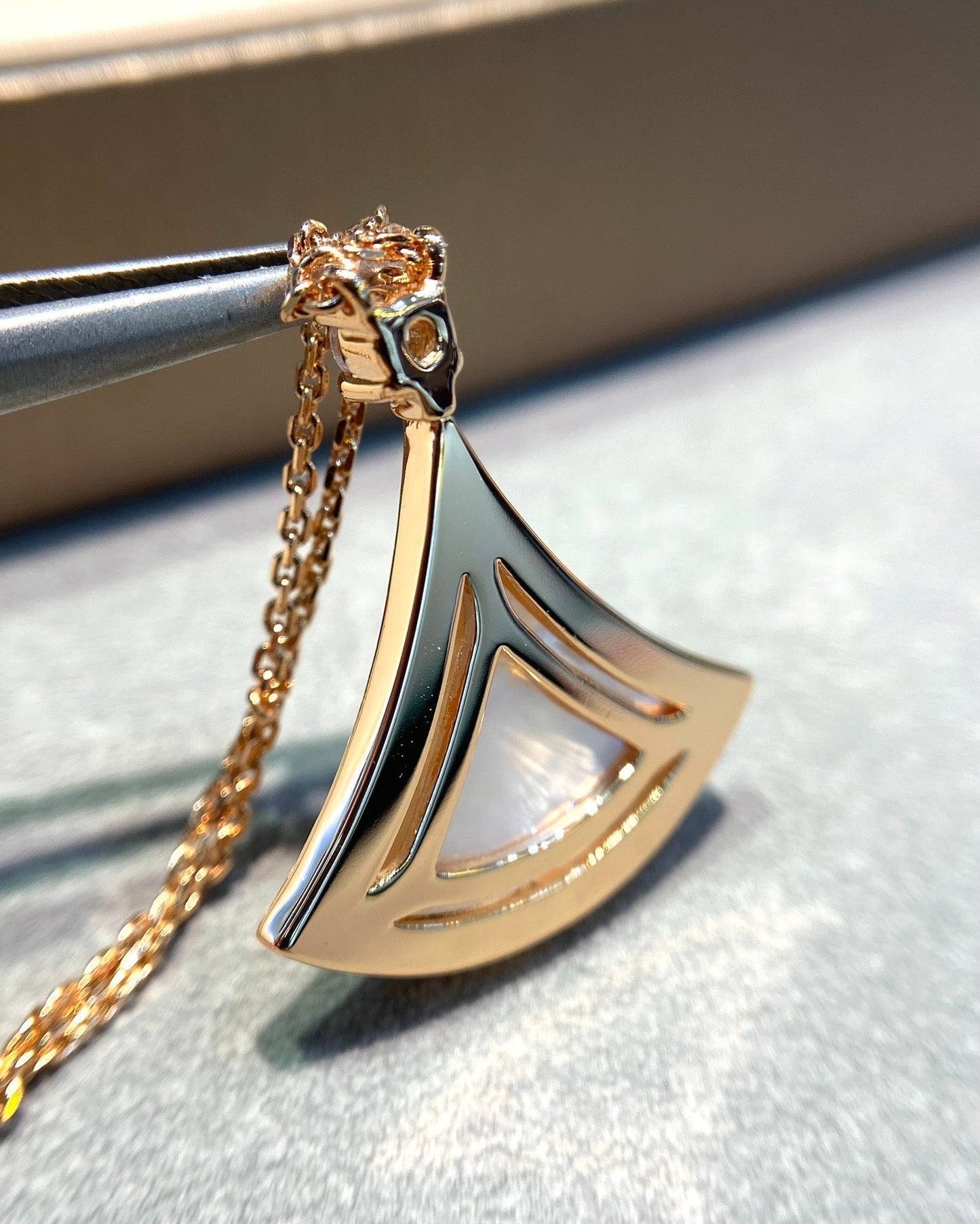 [Pearl Jewelrys]DREAM MOP DIAMOND PAVED PINK GOLD NECKLACE