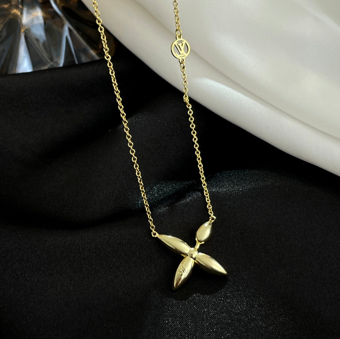 [Pearl Jewelrys]LOUISETTE GOLD NECKLACE