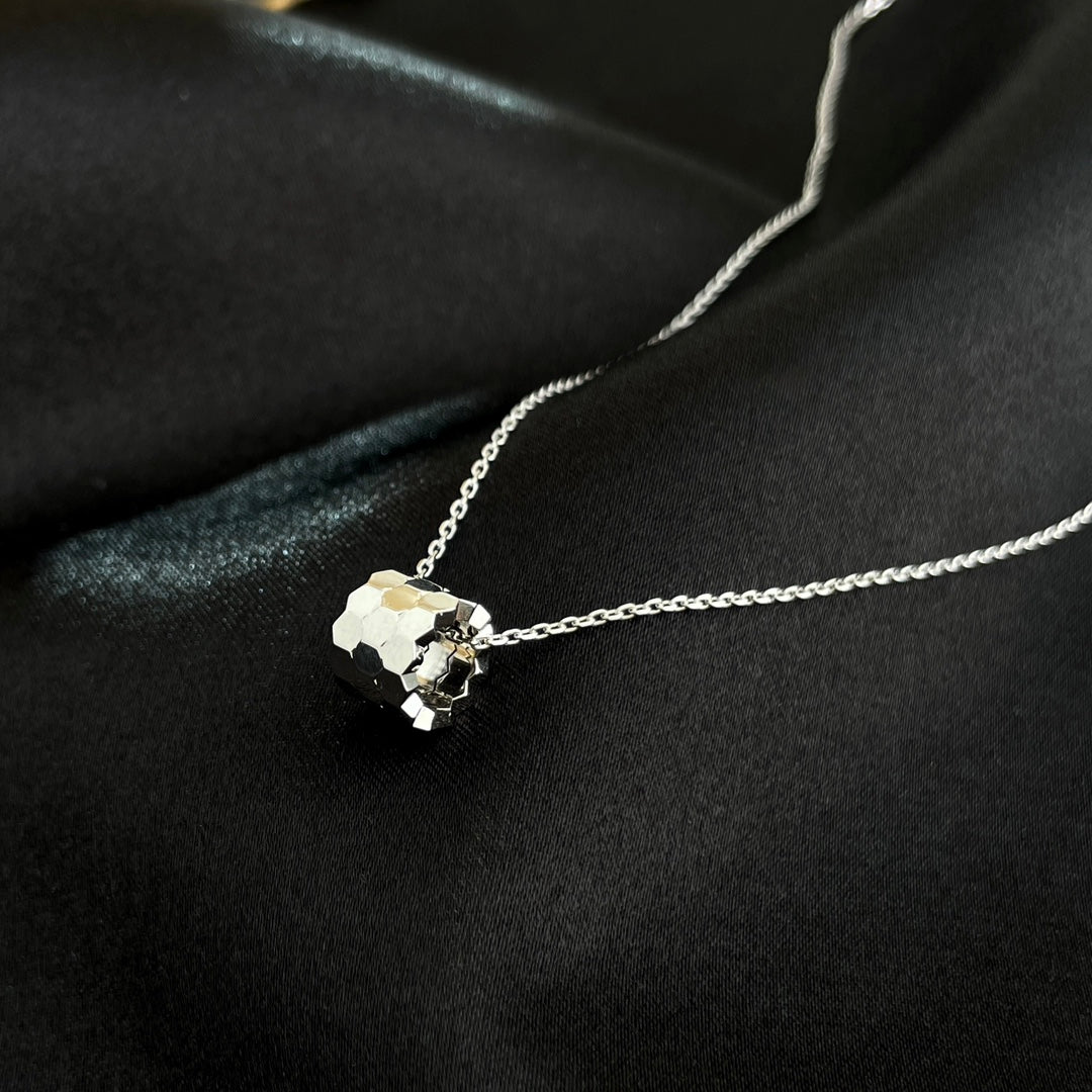 [Pearl Jewelrys]BEE MINI NECKLACE