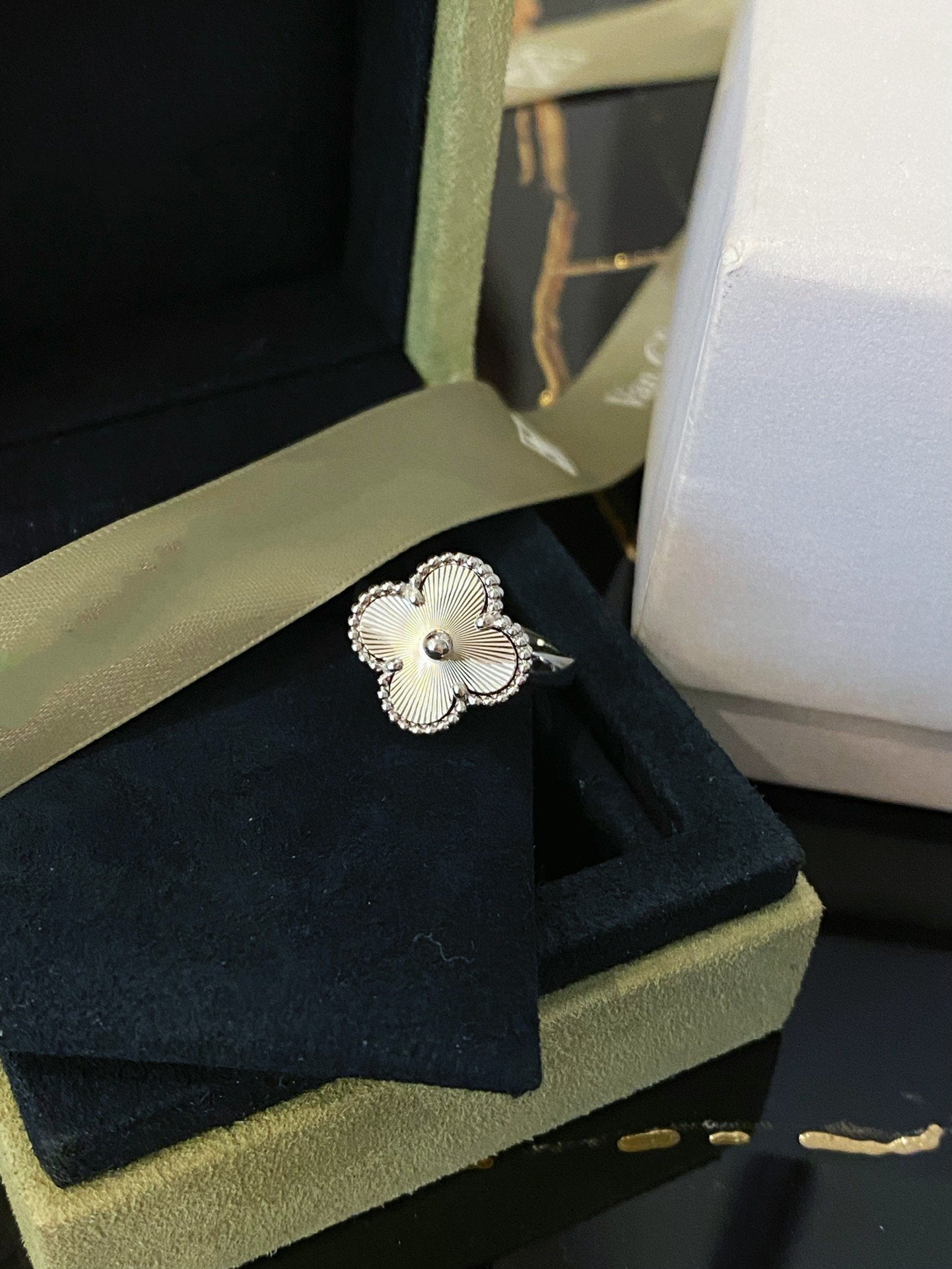 [Pearl Jewelrys]CLOVER SILVER RING