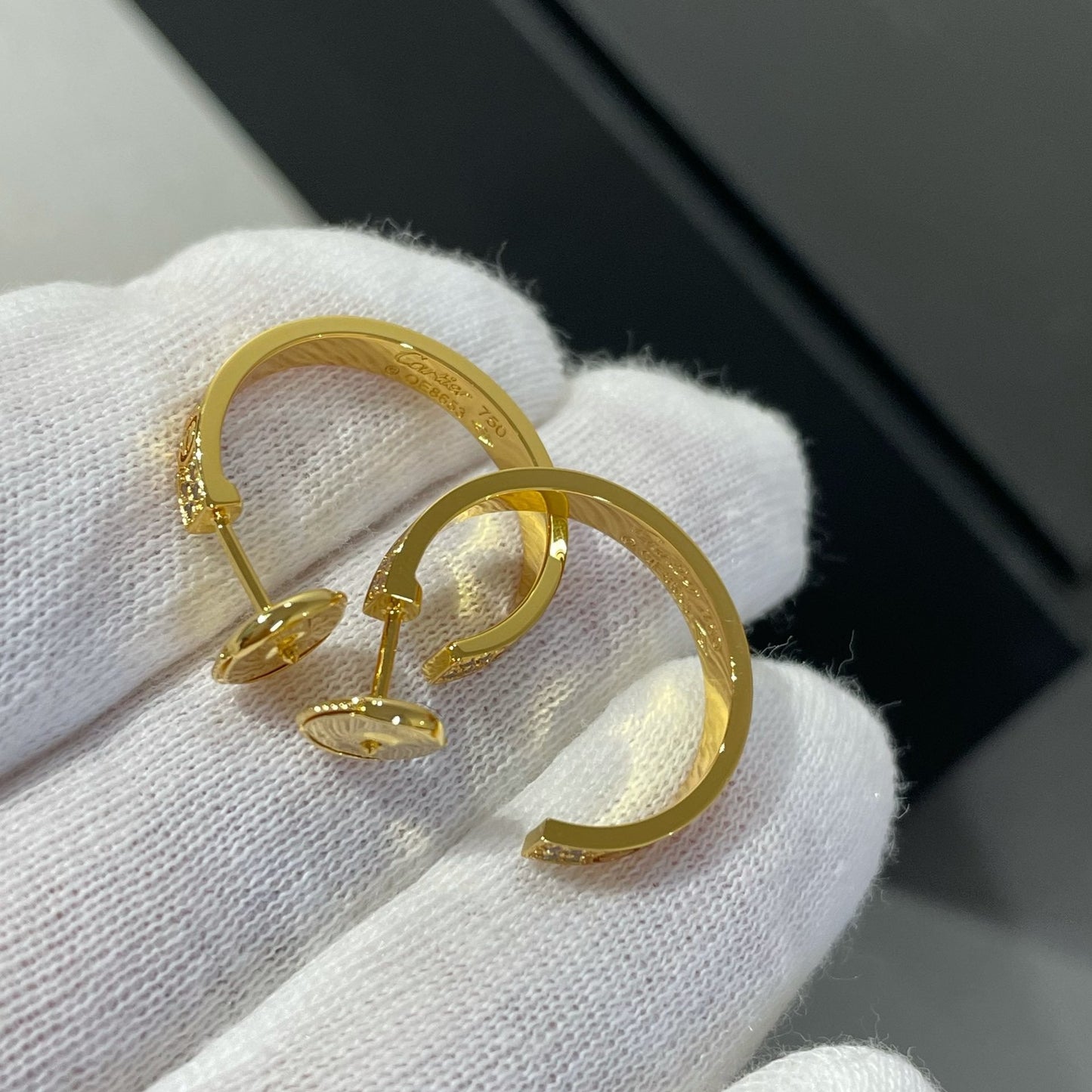 [Pearl Jewelrys]LOVE DIAMOND GOLD HOOP EARRINGS
