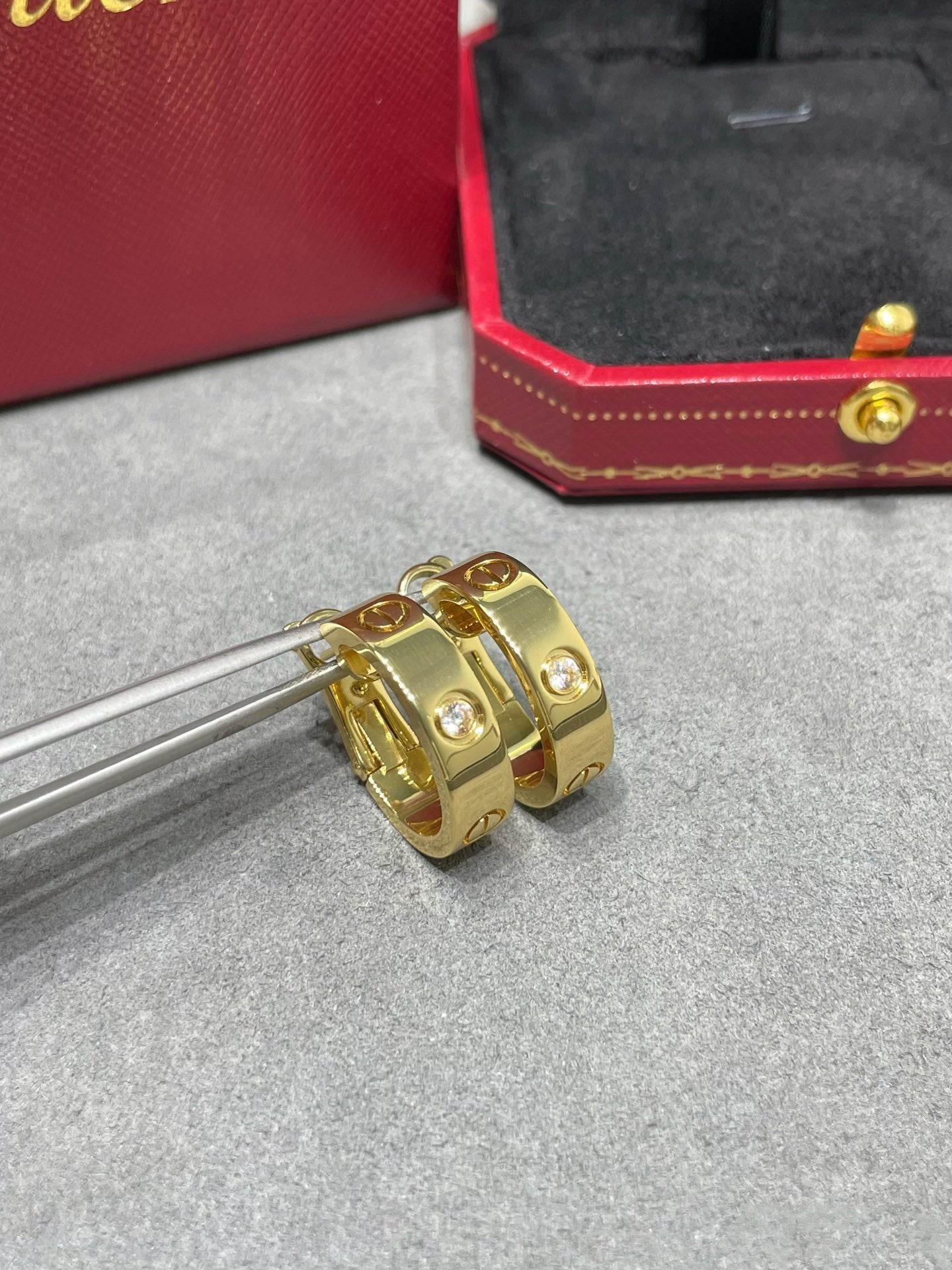 [Pearl Jewelrys]LOVE 5.5MM 1 DIAMOND EARRINGS