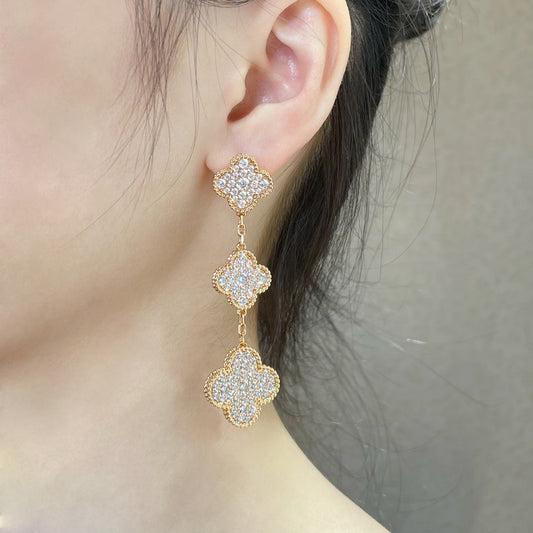 [Pearl Jewelrys]CLOVER 3 MOTIFS DIAMOND PAVED ROSE GOLD EARRINGS