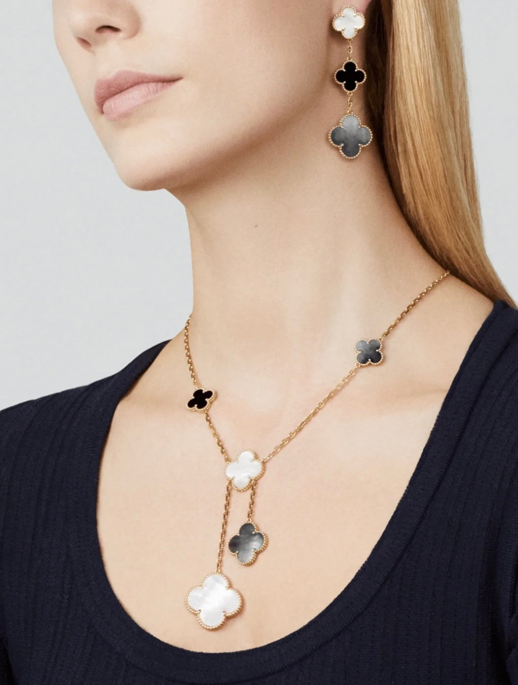 [Pearl Jewelrys]CLOVER 3 MOTIF MOP ONYX DARK MOP PINK GOLD EARRINGS