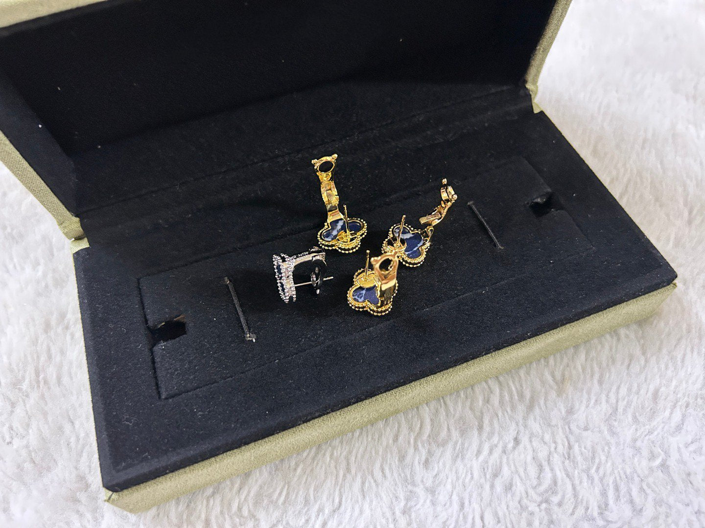 [Pearl Jewelrys]CLOVER PIETERSITE MEDIUM STUD EARRINGS