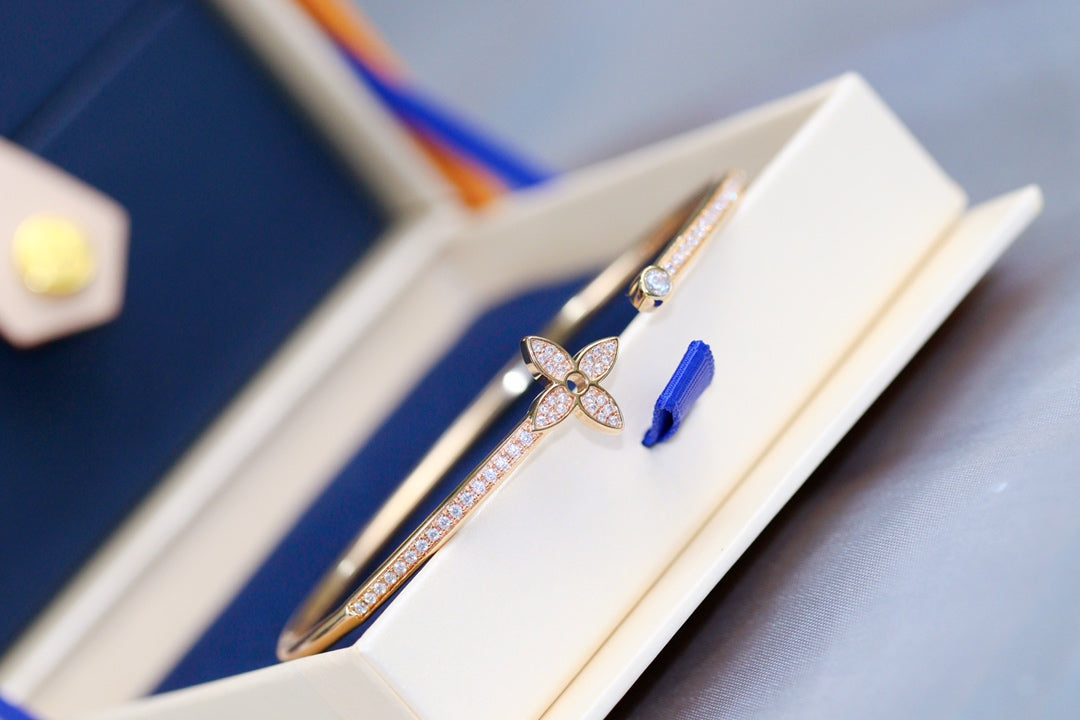 [Pearl Jewelrys]IDYLLE PINK GOLD OPEN BRACELET DIAMOND PAVED