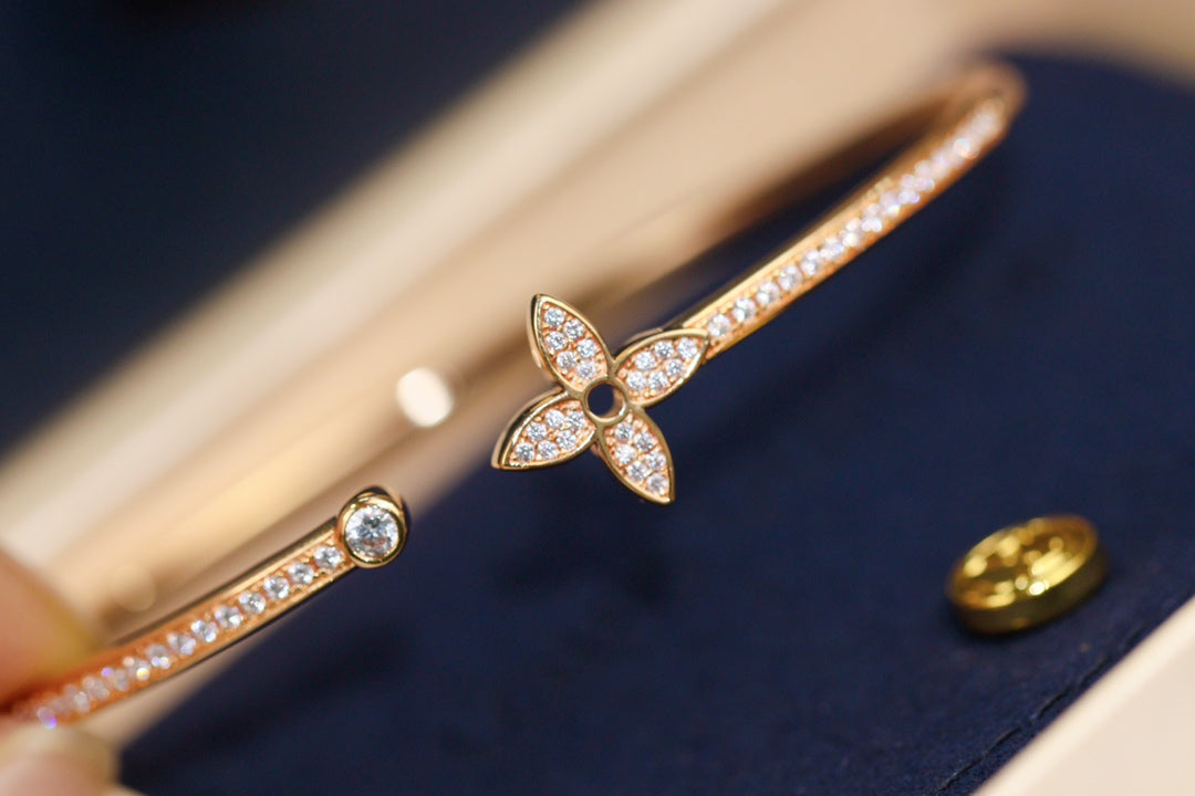 [Pearl Jewelrys]IDYLLE PINK GOLD OPEN BRACELET DIAMOND PAVED