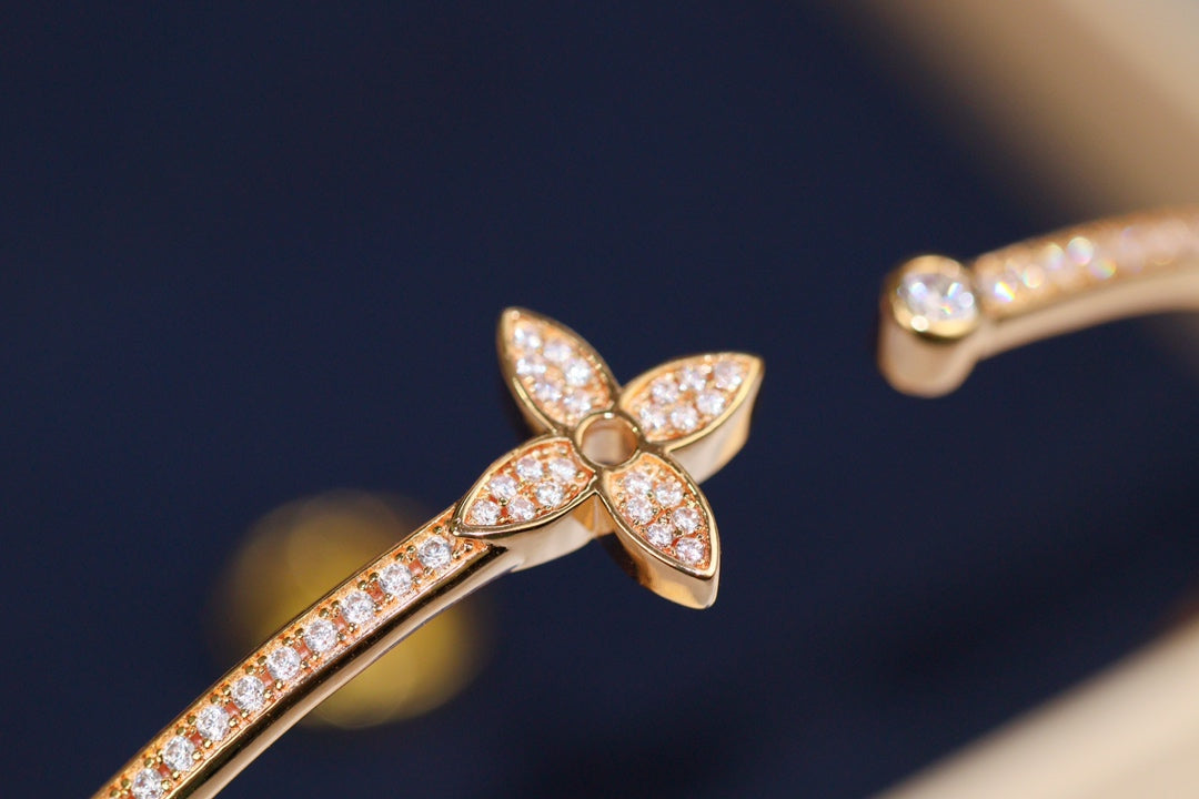 [Pearl Jewelrys]IDYLLE PINK GOLD OPEN BRACELET DIAMOND PAVED