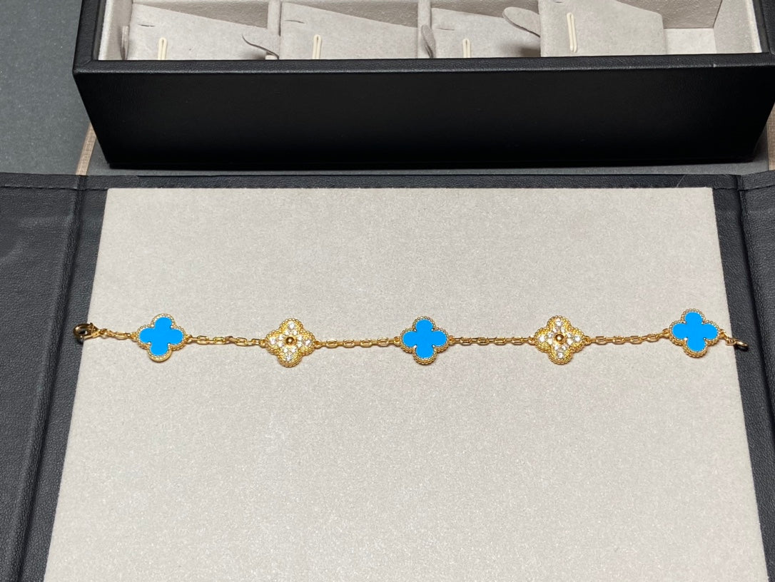 [Pearl Jewelrys]CLOVER 5 MOTIF BLUE CHALCEDONY DIAMOND GOLD BRACELET