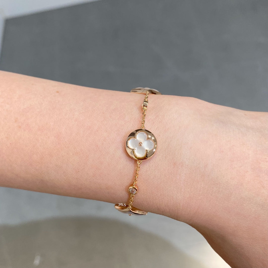 [Pearl Jewelrys]STAR AND SUN 4 MOTIF WHITE MOP PINK GOLD BRACELET